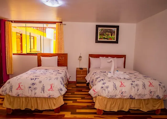 Intitambo Hotel 3*